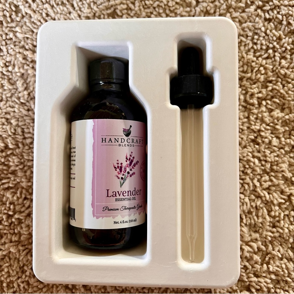 NWT 🥀 4oz Lavender Essential Oil - Picture 4 of 6